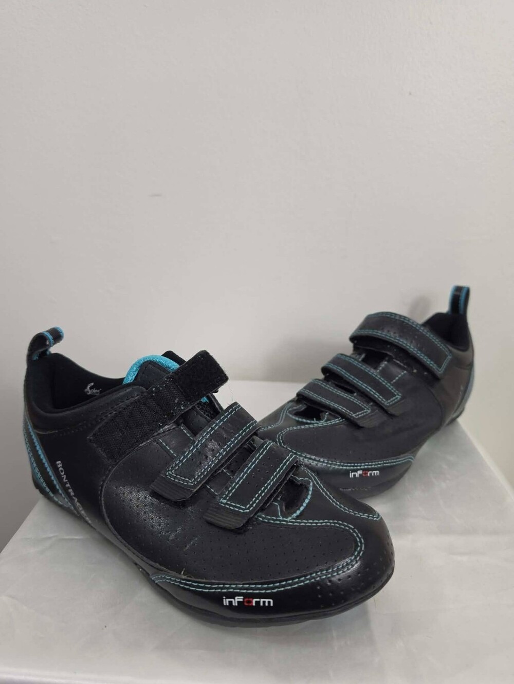 Bontrager Inform Solstice Womens 40EU 8.5US Black Road Bicycle MTB Cycling Shoes